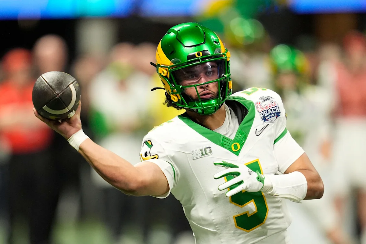 Dante Moore’s ‘big leap’ unlocking more for Oregon offense