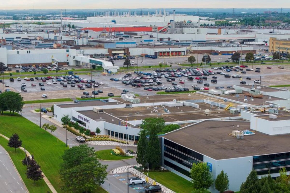 GM’s Canadian workers approve deal adding truck to Ontario plant amid US trade war