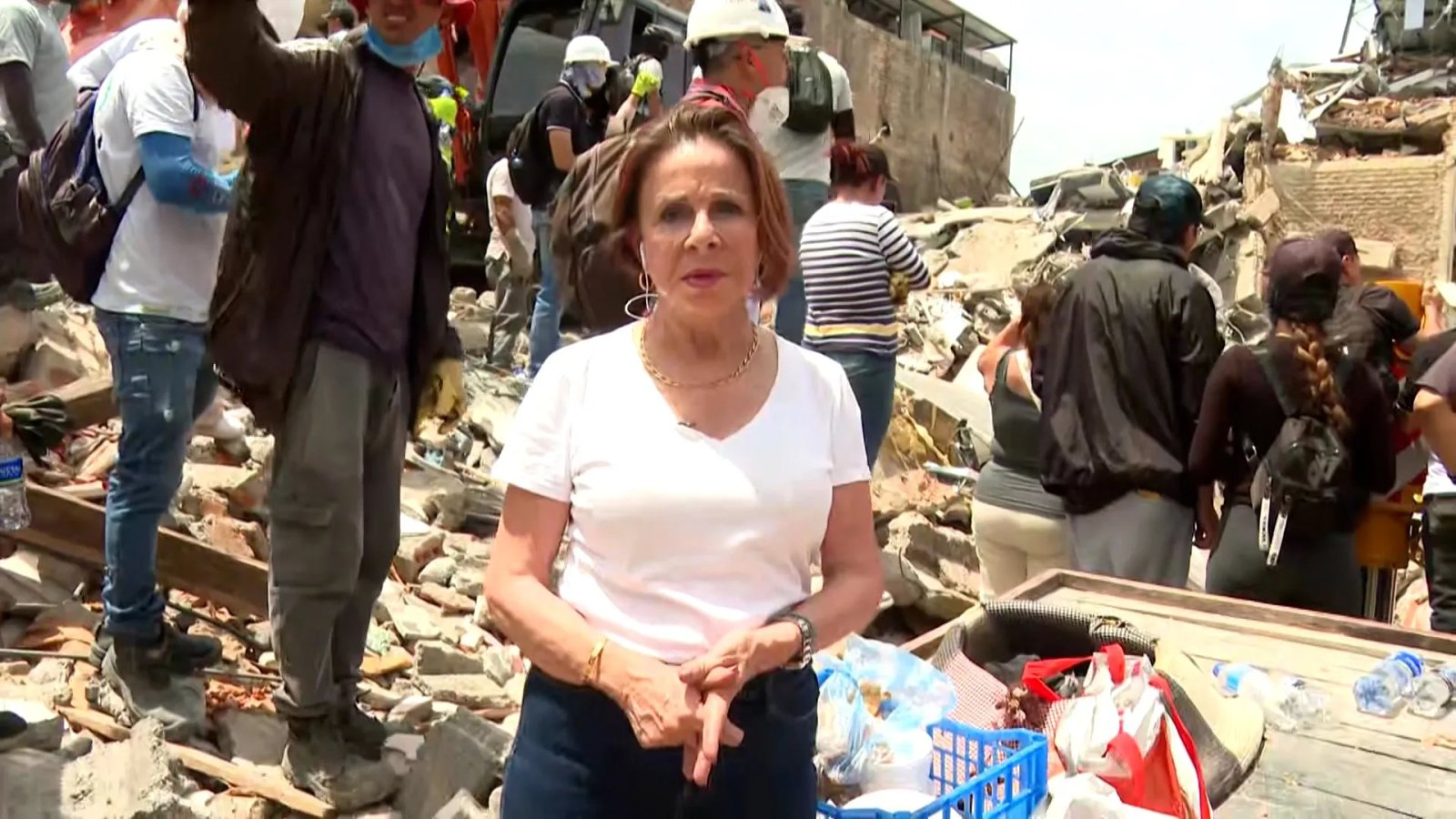 Thousands missing after Colombia quake as rescue continues | Newsfeed