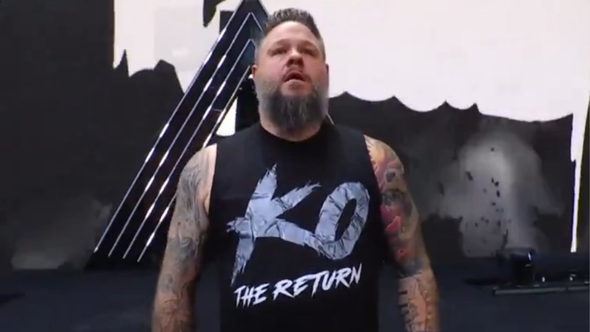 Kevin Owens makes emotional return at WWE SummerSlam after serious neck injury