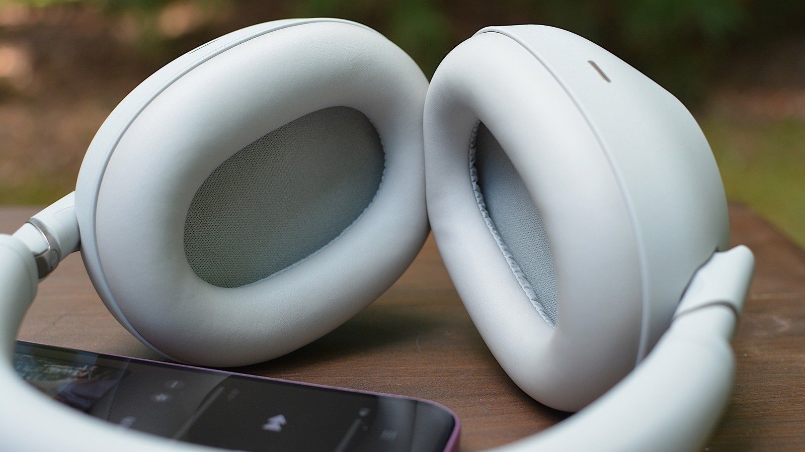 Want The Best Bass Out Of Your Headphones? Here’s What To Look For