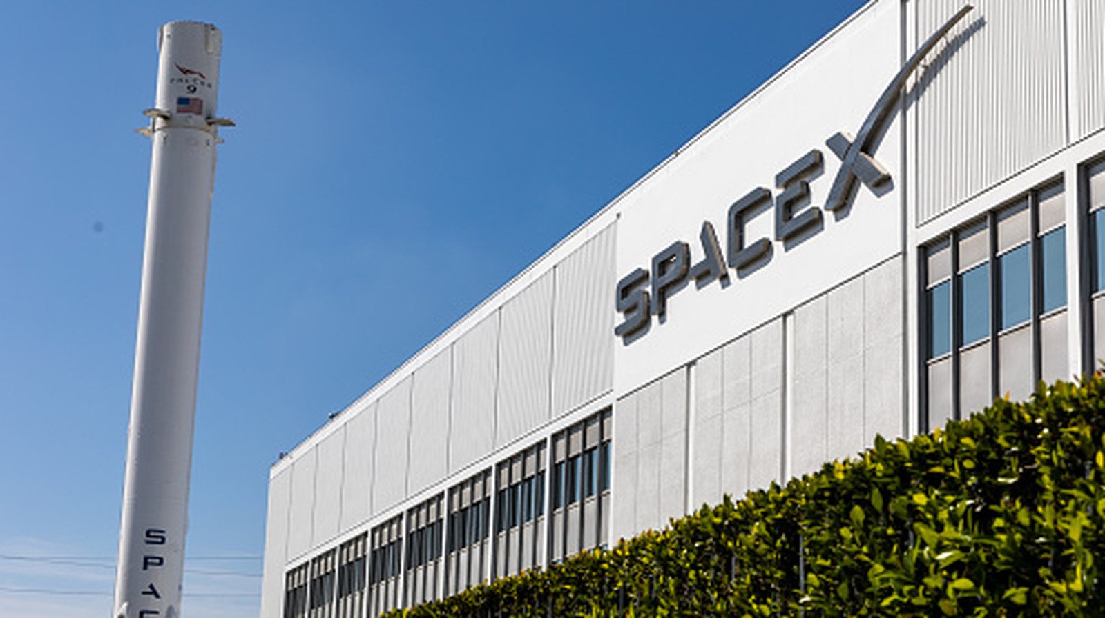 Korean Lunar Orbiter Snaps First Pics Of The SpaceX Falcon 9 Crash Site On The Moon
