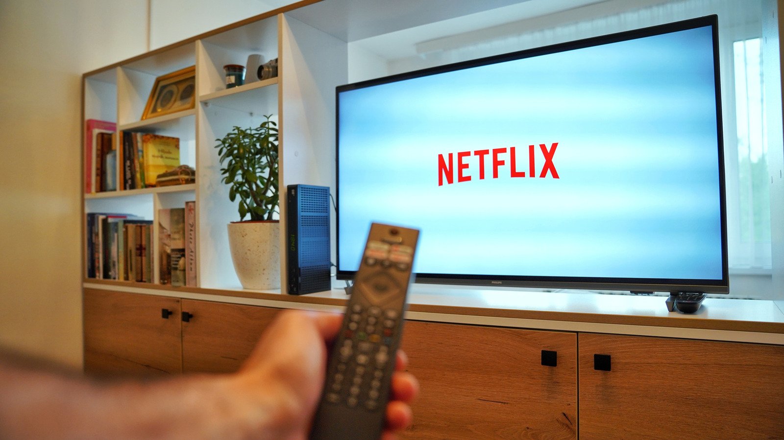 Dolby Vision Is On Netflix But You’ll Need These Things First