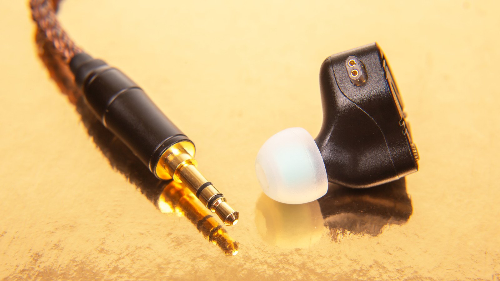 Expensive Earbuds: When And Why It’s Worth Paying More