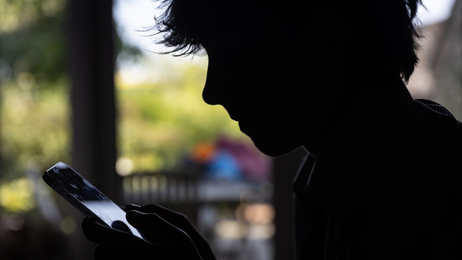 France’s Top Court Strikes Down Social Media Ban For Children Under 15