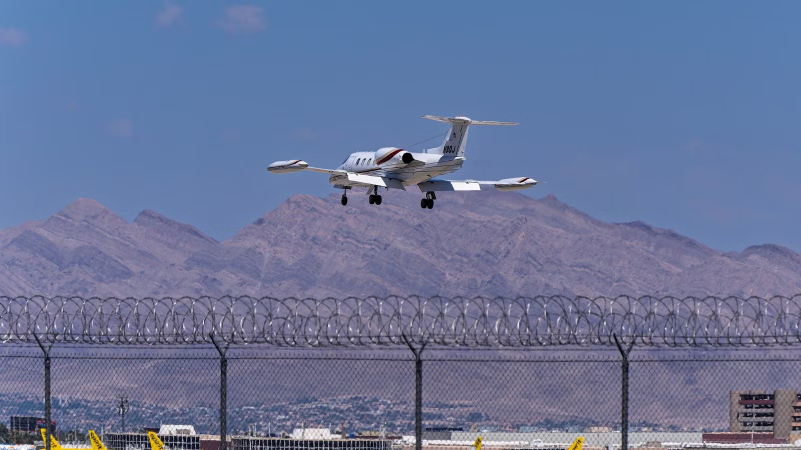 Las Vegas Airport Kept Landing Jets Despite A Drone Flying Over An Active Runway