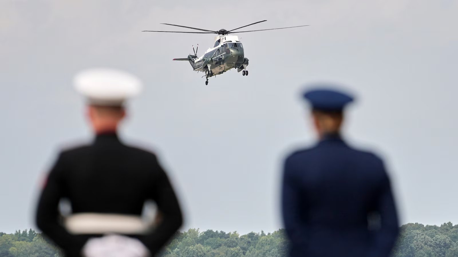 Marine One loses communication with air traffic controllers again