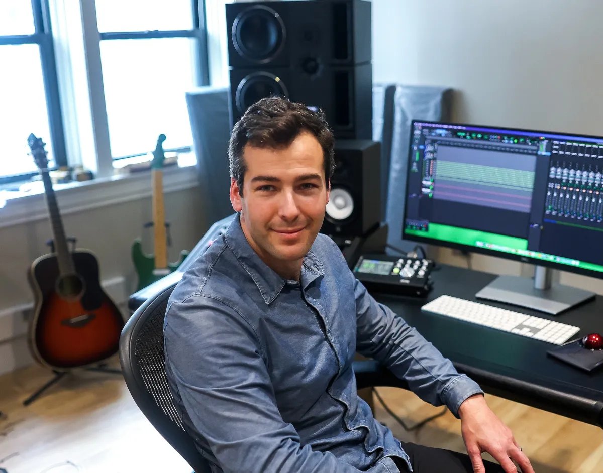 Amid legal battles, Suno says it will start watermarking songs