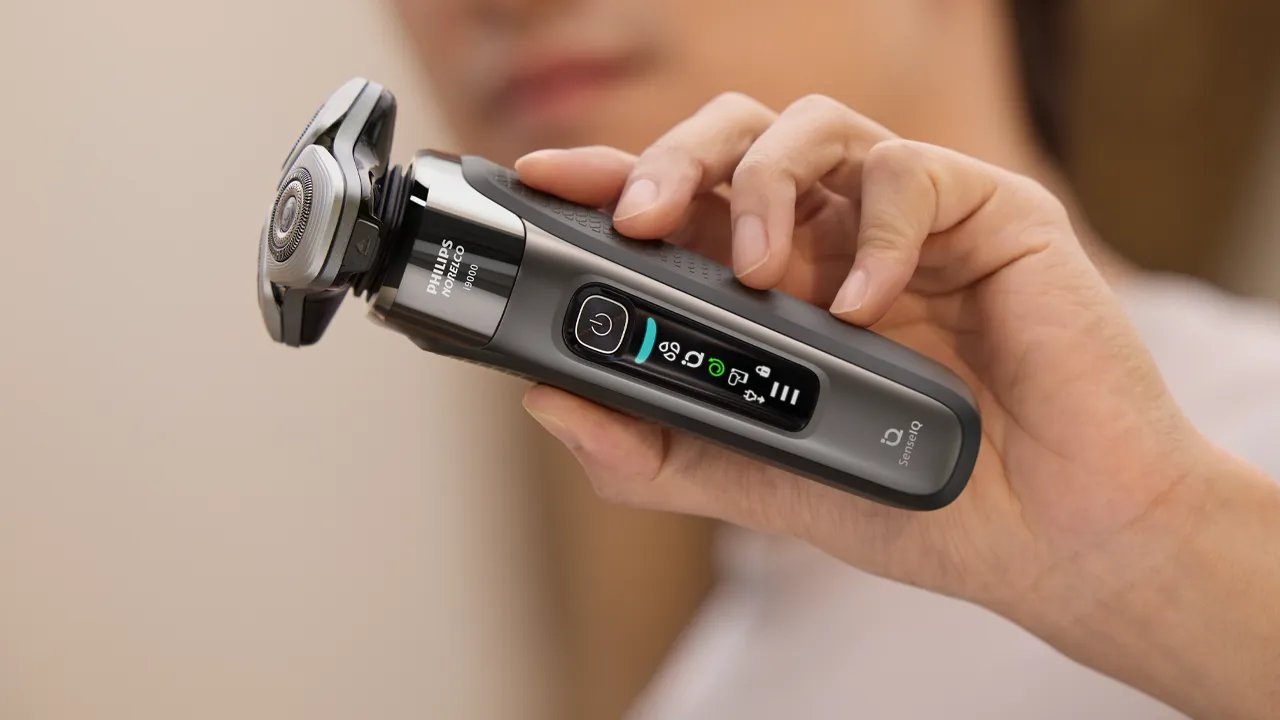 Save Over 50% on Philips Shavers Right Now at Amazon UK