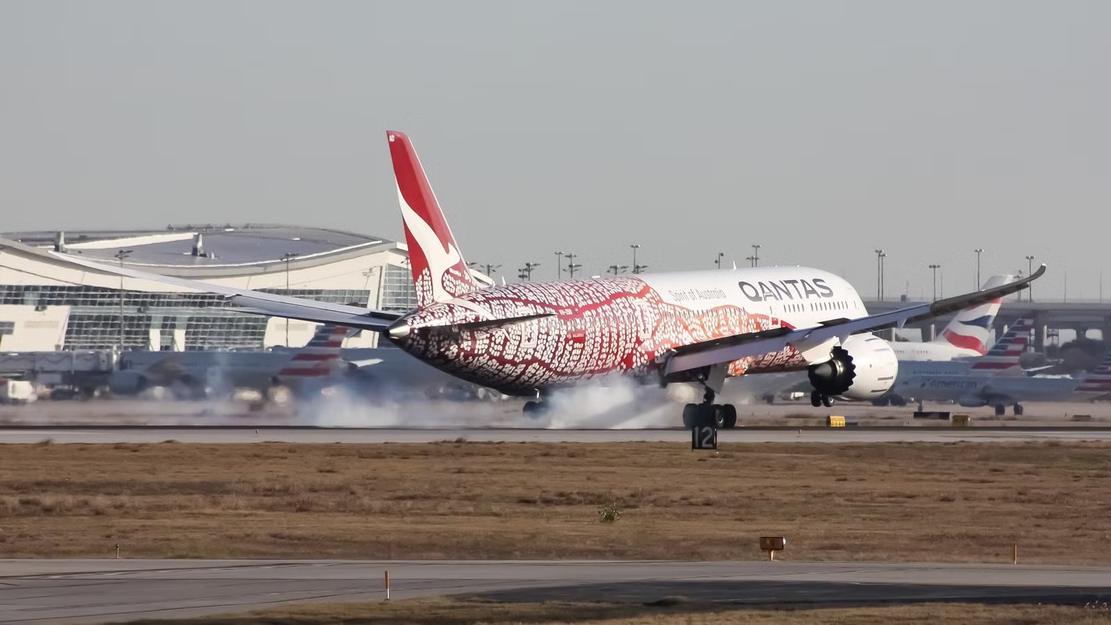 19-Hour Flights: The USA’s 11 Ultra-Long Nonstop Routes Revealed [List & Map]
