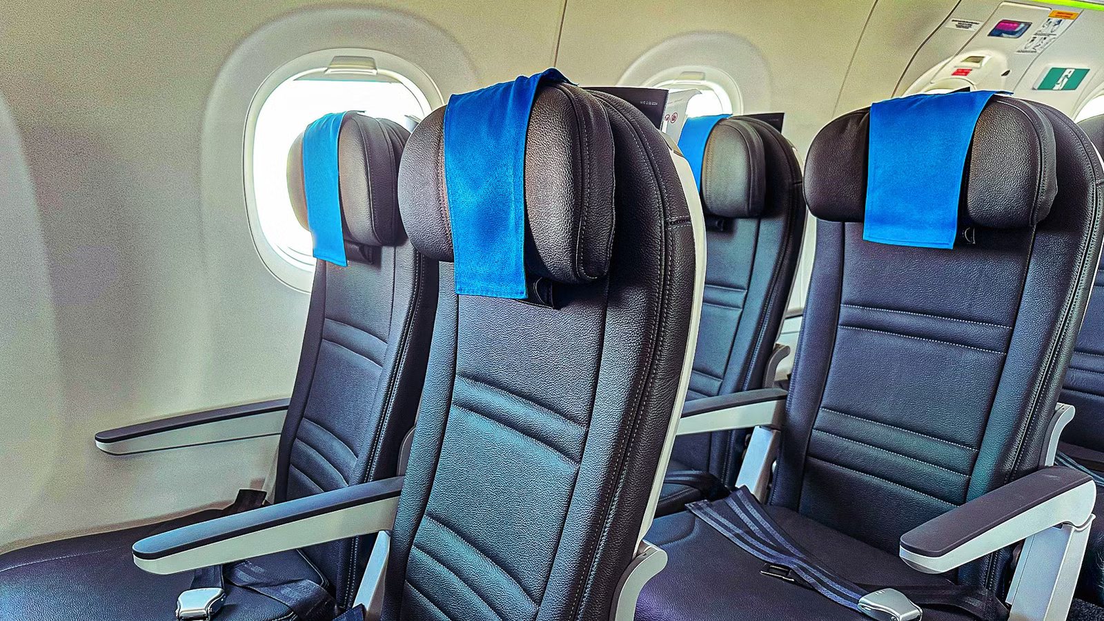 This Regional Jet Has Wider Economy Seats Than Some Widebodies & No Middle Seat