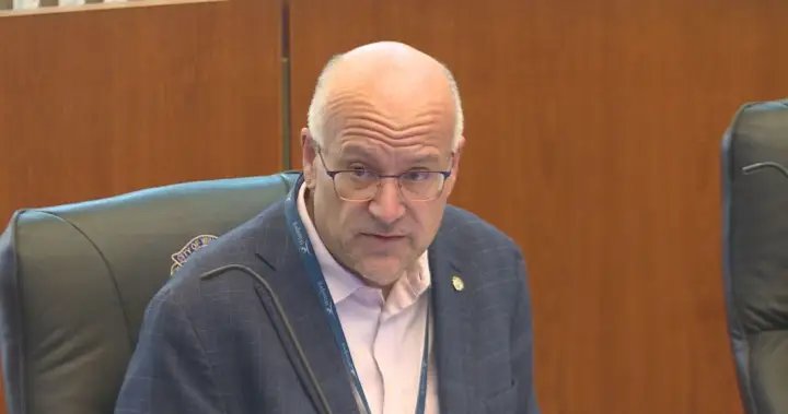 Russ Wyatt attends committee at Winnipeg City Hall after sexual assault charge – Winnipeg