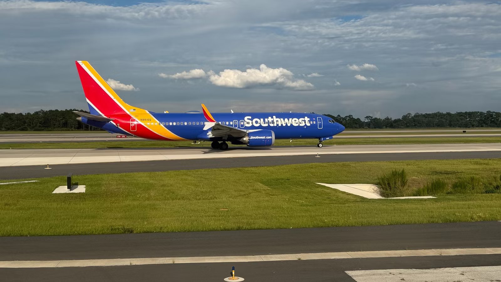 “Scamming Us”: Southwest Airlines Passenger Highlights Booking Flaw For Extra Legroom Seats