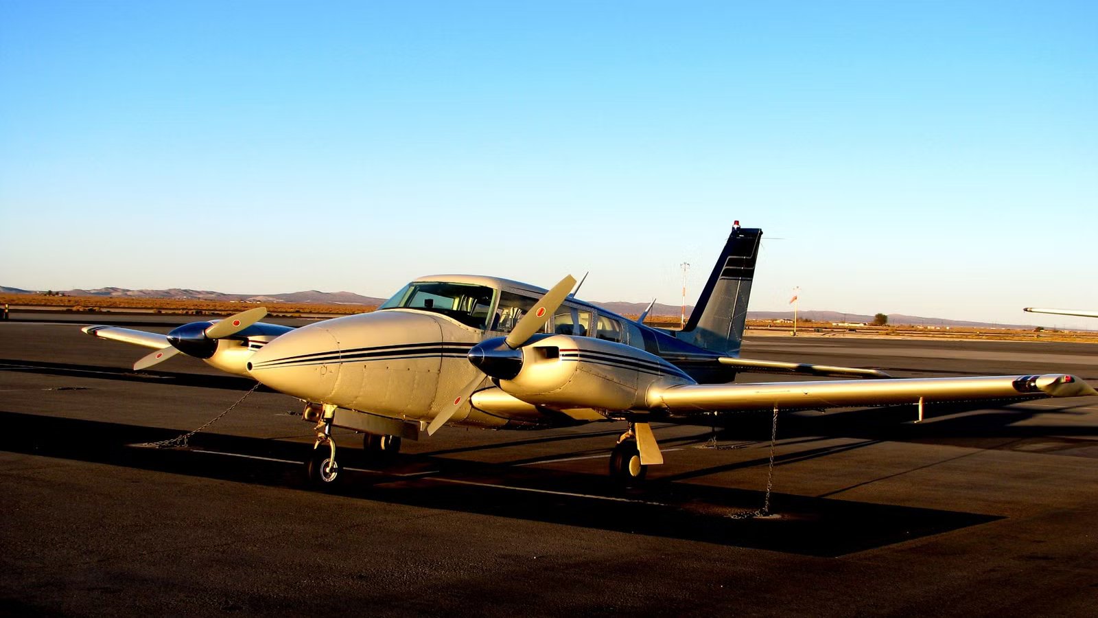 23-Year-Old Pilot Uninjured, Swims To Shore After Ditching Plane In Atlantic Ocean