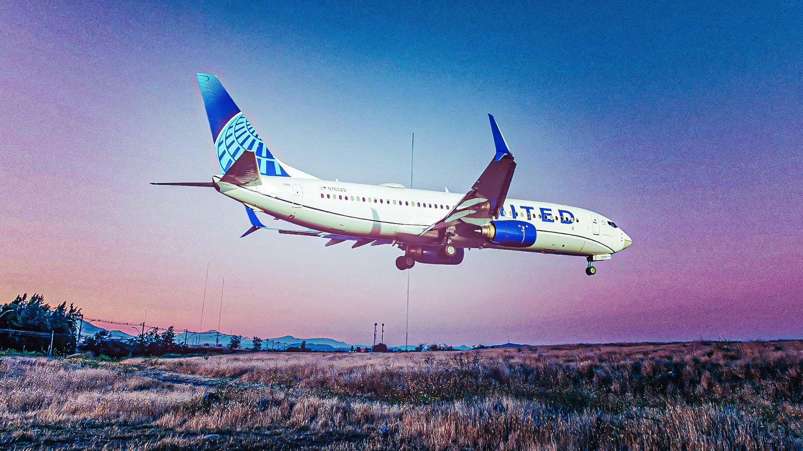 Spooky: United Flight Reports “Severe Electrical Disturbance,” Then TCAS Alert Over Denver