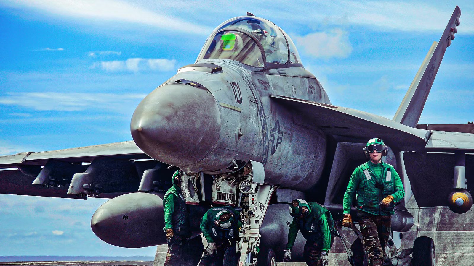 How US Navy Jet Tail Codes Identify Their Carrier: 5 Facts That May Surprise You