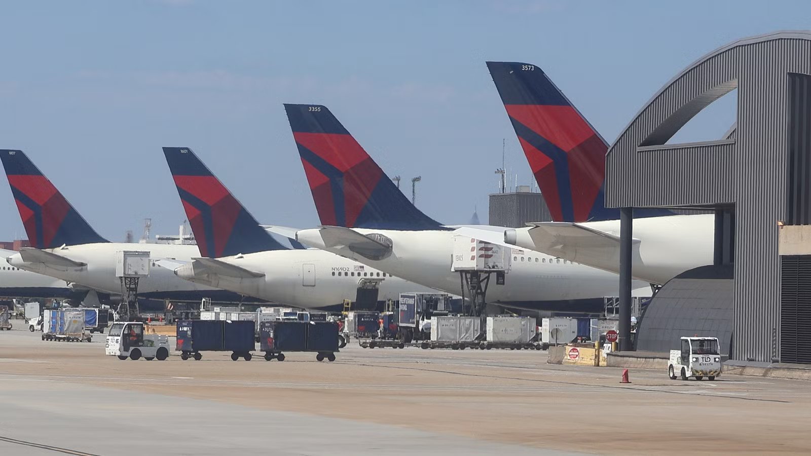 Despite “Zero Injuries,” 7 Passengers Sue Delta Over 2.3 MPH Collision With JAL 787