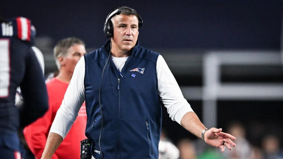 Mike Vrabel makes surprising admission about Patriots’ roster