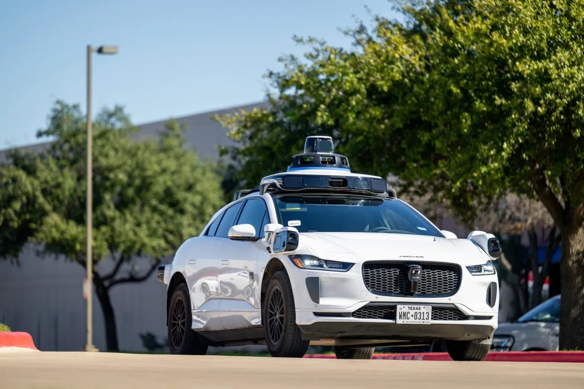 Waymo hands over documents in NHTSA’s child collision probe