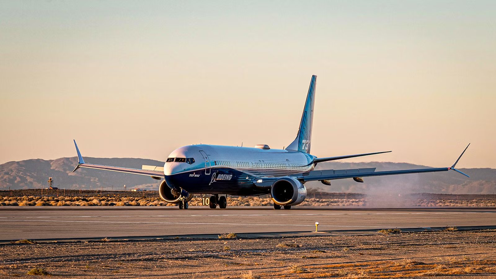 Why The FAA Is Making Boeing Certify The 737 MAX 7 & MAX 10 Before The 777X