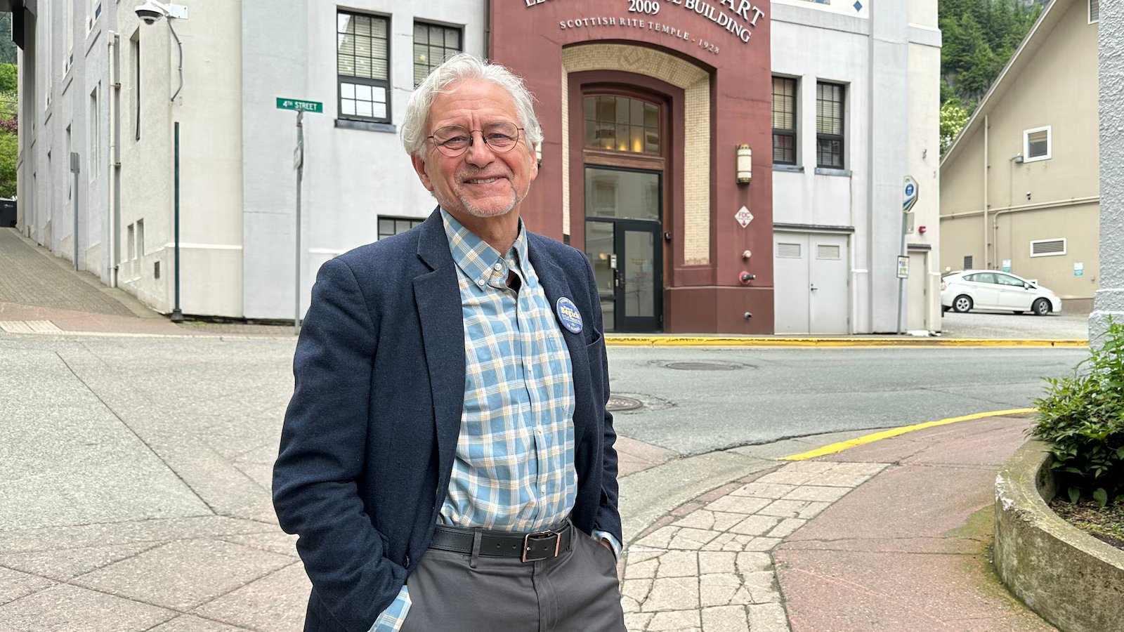 Democrats aim to unite behind one candidate in Alaska governor’s race