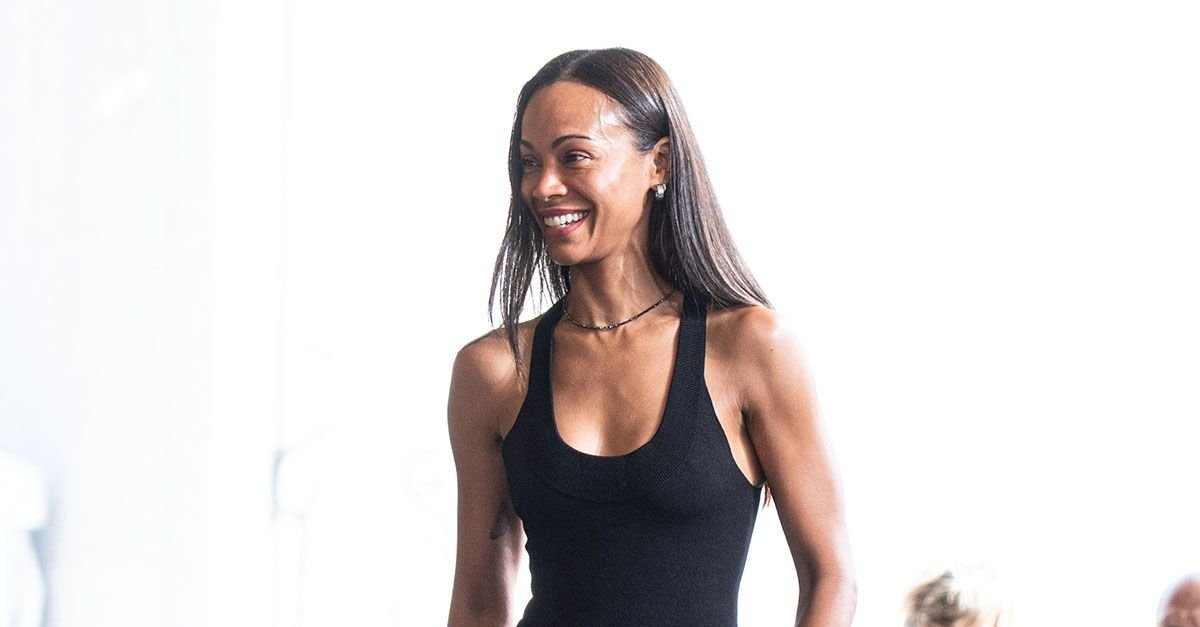 Zoe Saldaña Just Wore the Chicest, Easiest Summer Uniform
