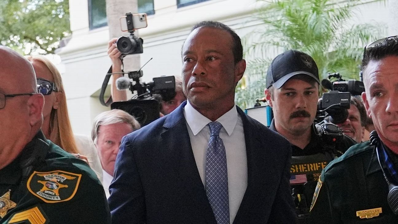 Tiger Woods strikes plea deal, has driver’s license suspended 5 years
