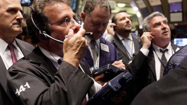 Bond yields are soaring to multi-decade highs. What does that mean for Canadian consumers?