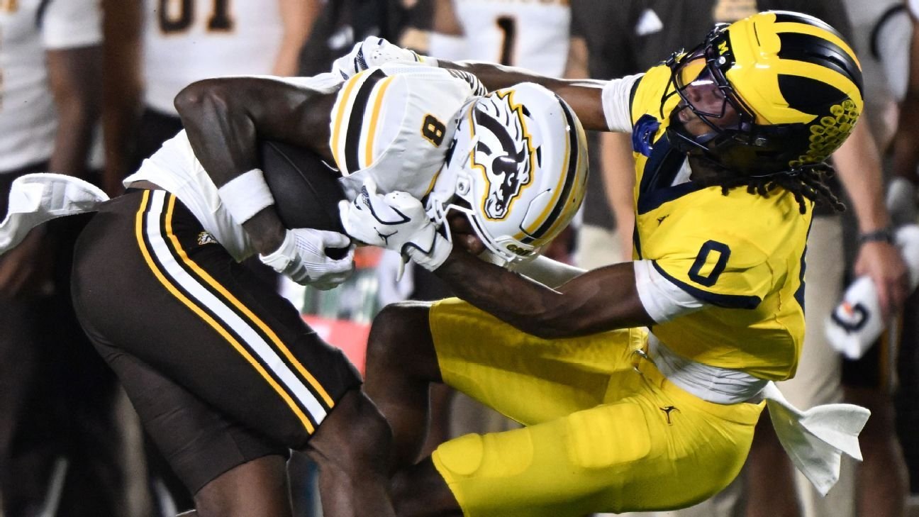 Tracking the best moments, highlights from college football’s return