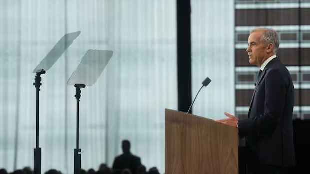 Canada’s 4 largest airports to be opened up to private investment, Carney says