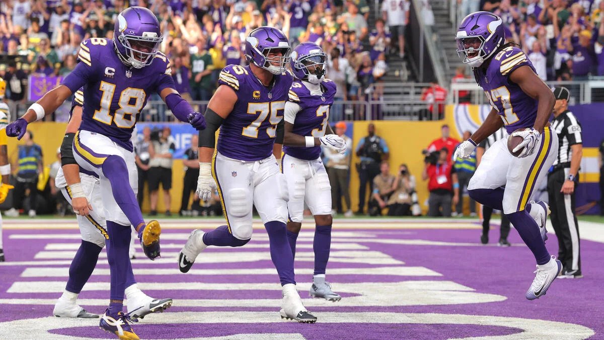 NFL Week 2 odds, picks, predictions: Best bets, survivor plays from our team of experts