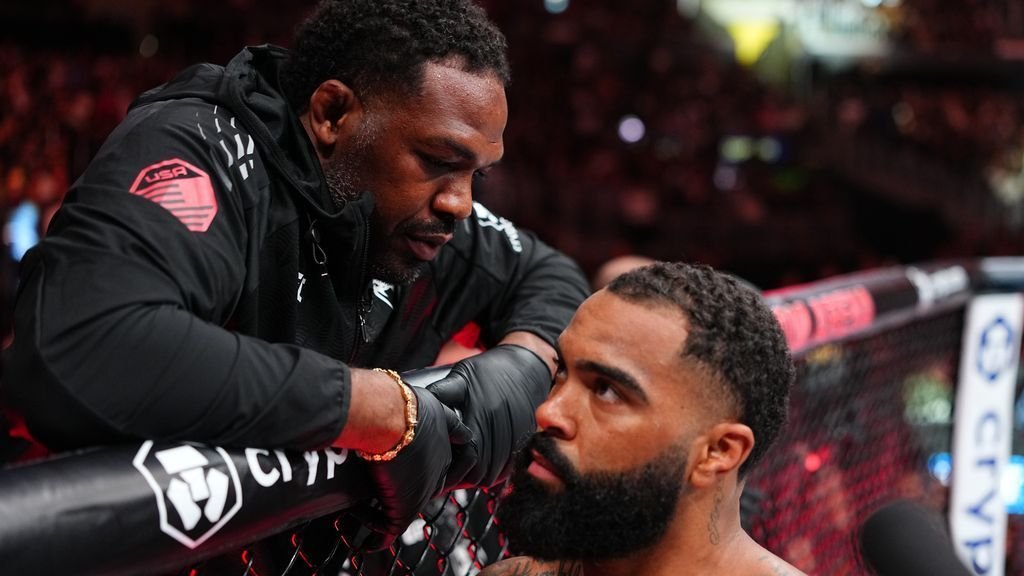 Jones takes responsibility for Steveson leaving Octagon early