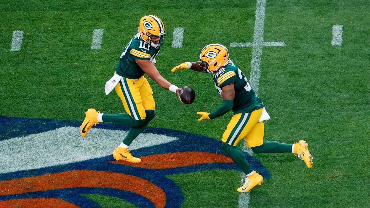 Week 3 TNF Falcons at Packers: Highlights, key plays