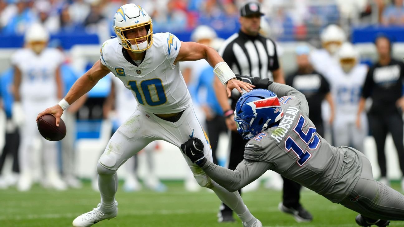 NFL Week 4 latest intel, buzz questions, news, fantasy tips