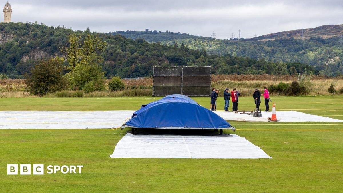 Scotland and Netherlands share series after third ODI rained off