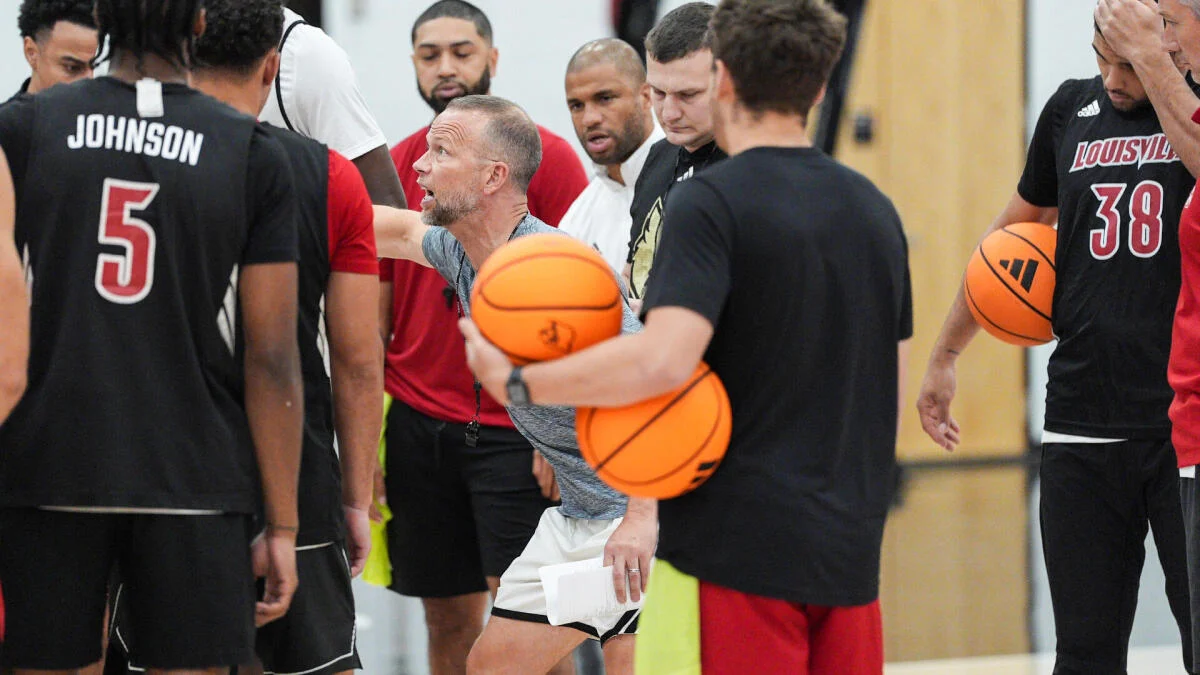 Projected starting lineups, biggest preseason battles for each high-major team as first practices begin