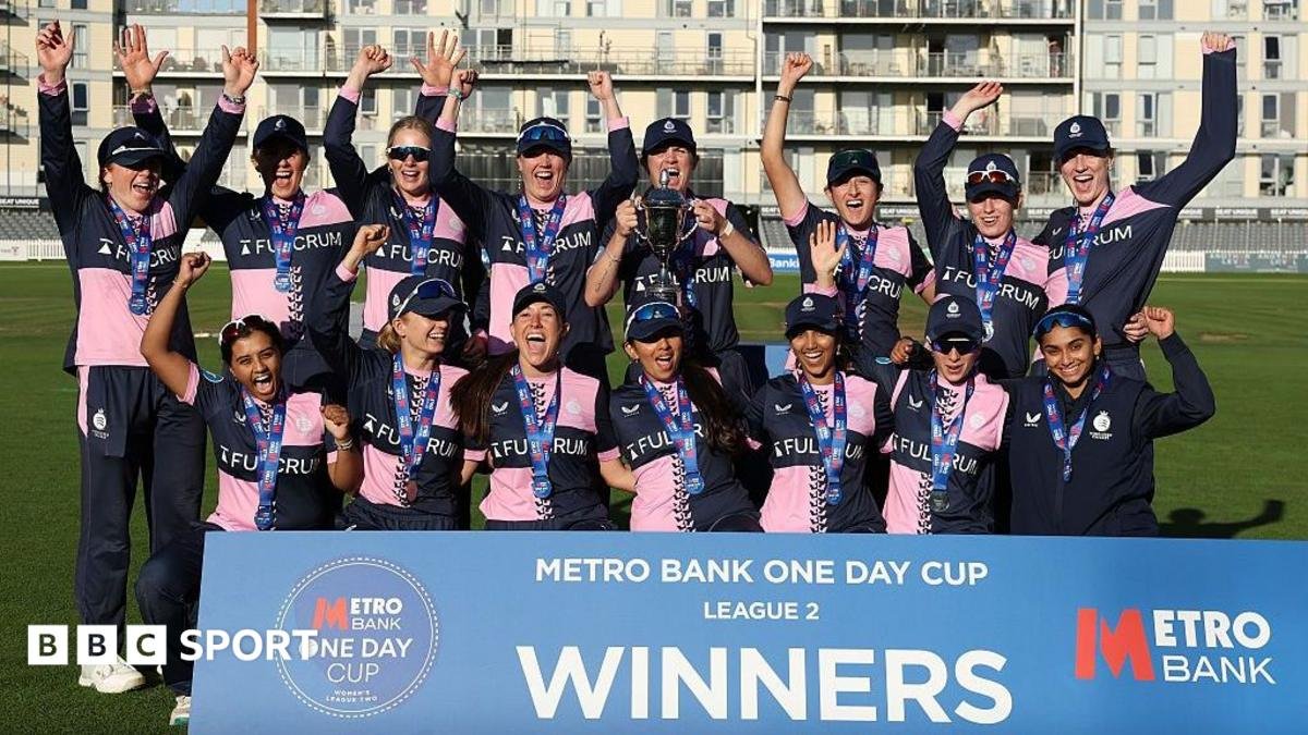 Saskia Horley hits century as Middlesex beat Glamorgan in One Day Cup final