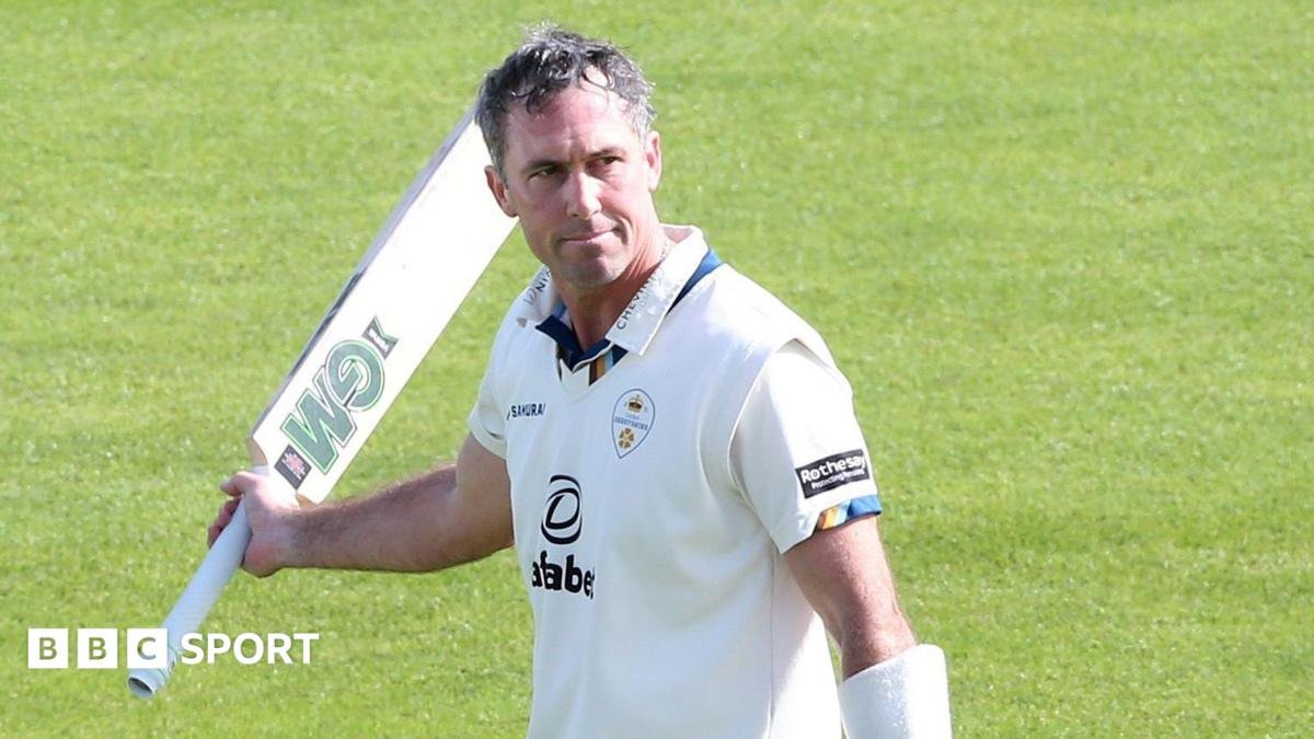 County Championship: Wayne Madsen & Ben Aitchison put Derbyshire on top at Northants