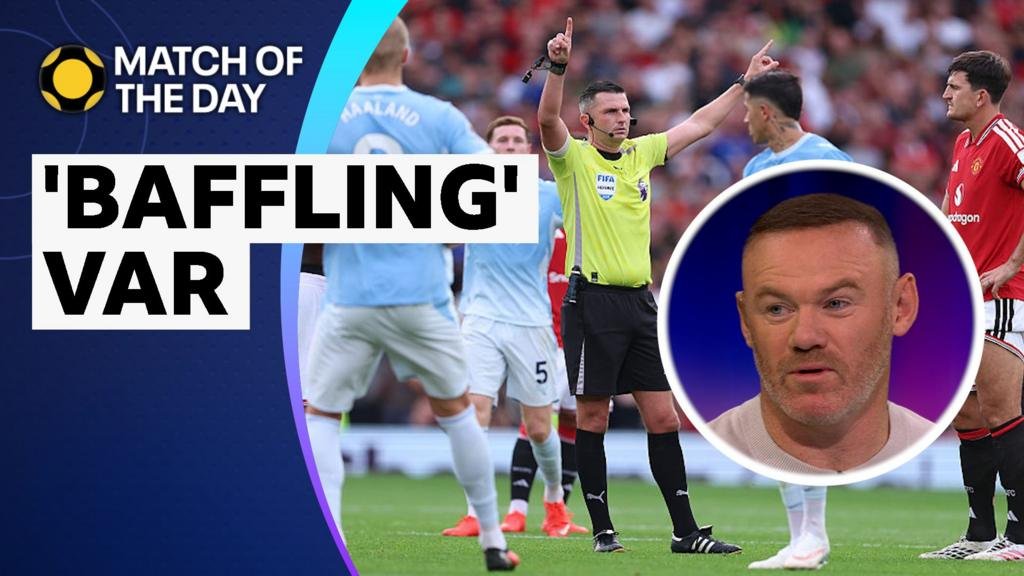 Match of the Day: Wayne Rooney and Danny Murphy find the refereeing decisions in the Manchester derby baffling
