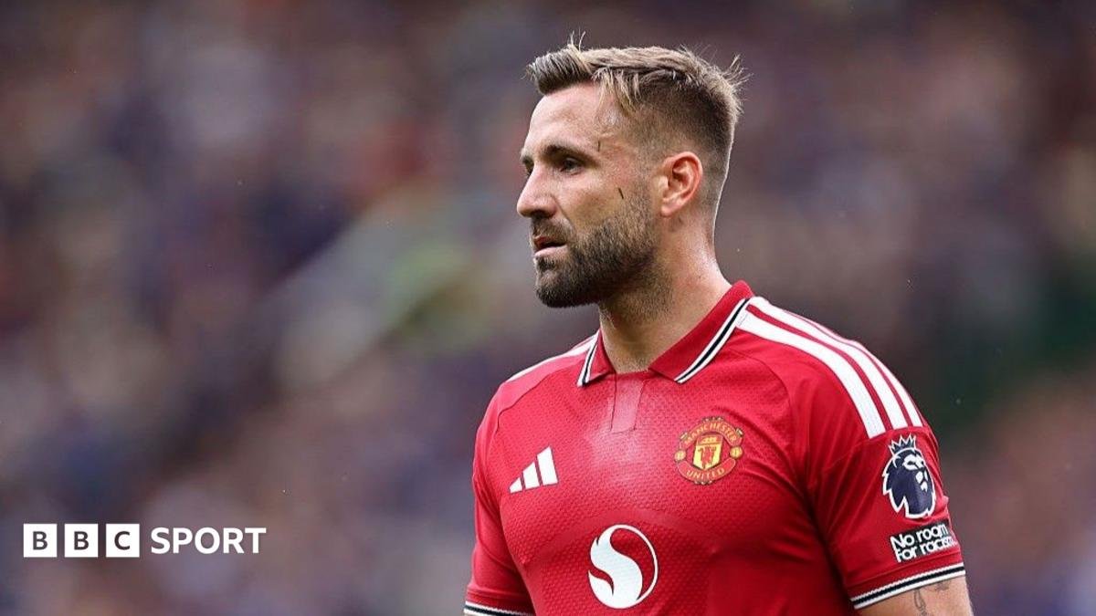 Manchester United: Have Michael Carrick’s side taken a risk not signing a left-back?