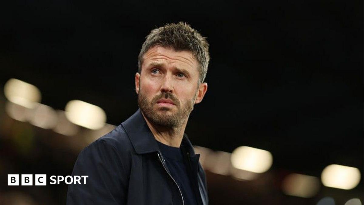 Manchester United: Michael Carrick refuses to consider job fears