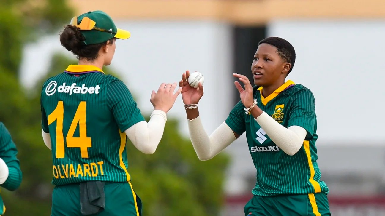 Hlubi, Nini seal 5-0 win for South Africa