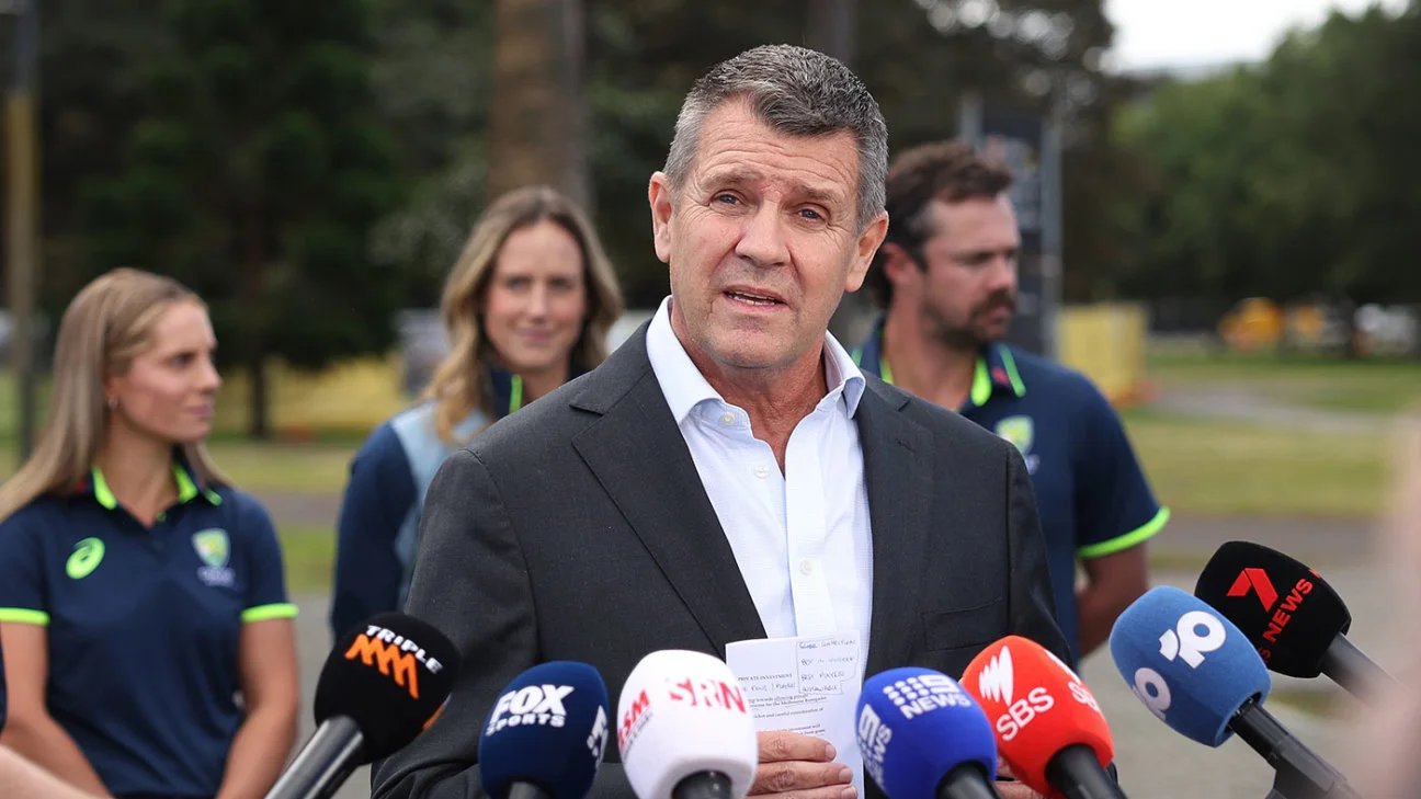 Mike Baird resigns as Cricket Australia chair amid BBL fallout