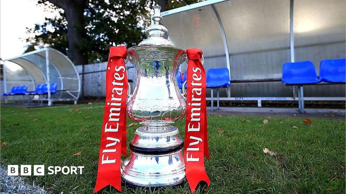 FA Cup: Mulbarton Wanderers and Woodford Town must replay qualifying tie after referee’s error