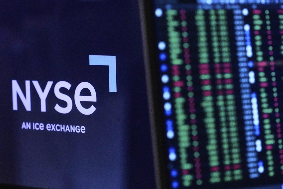 Gold mining stocks lift S&P/TSX composite, U.S. markets also rise