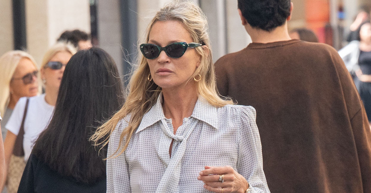 Slim Bootcut Jeans Look Chicest With This Specific Flats Trend