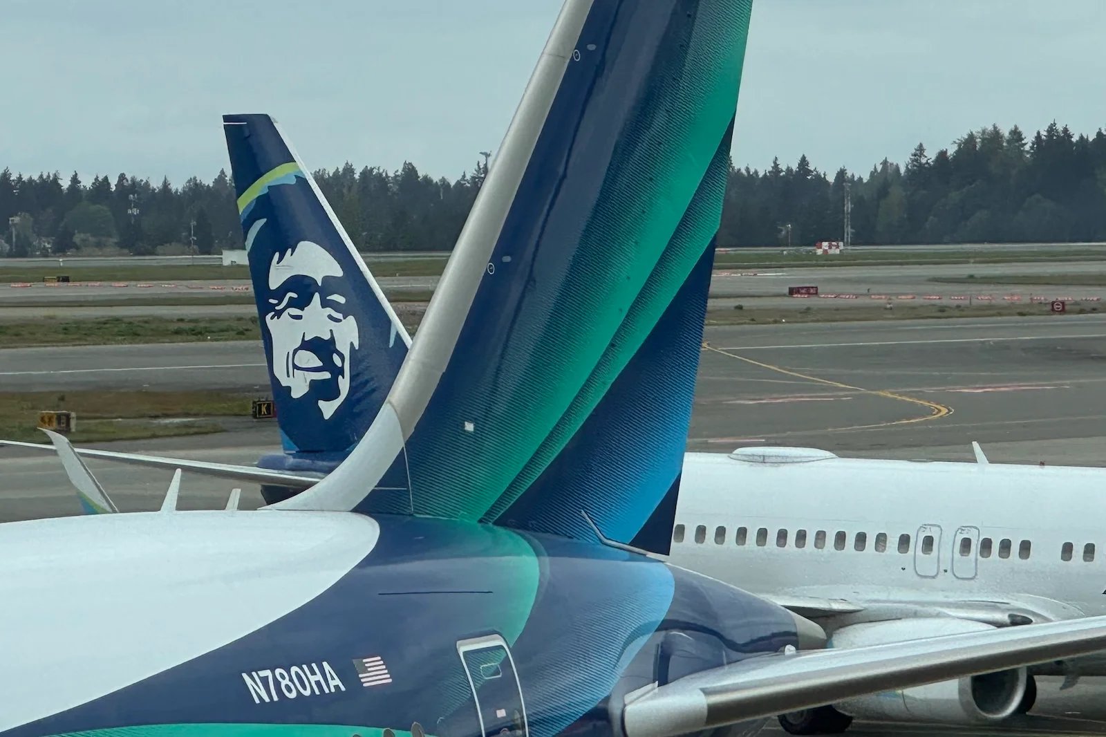 Alaska now charges just taxes for lap infants on award tickets