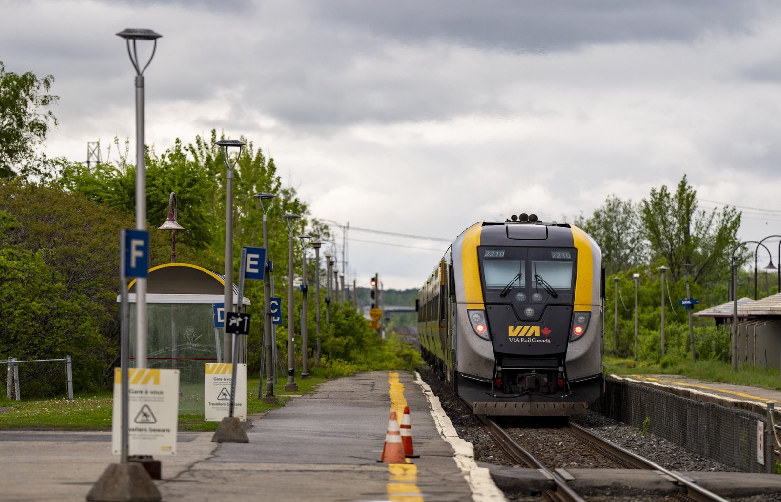Ottawa spending $4.7B on new made-in-Canada Via Rail passenger cars