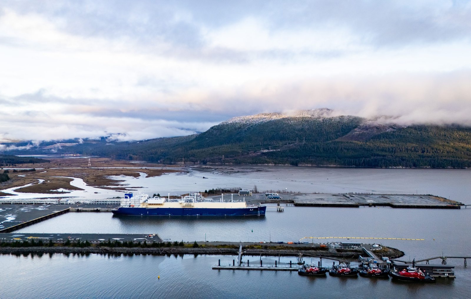 LNG Canada to give final go-ahead to expansion that would double output, sources say