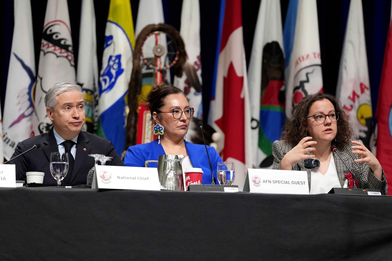 Team Carney ministers highlight federal support for Indigenous housing projects, Quebec defence sector